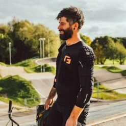 G-Form MX360 Impact Shirt -Les Cycles Shop 5716916 zz bp3602013 5 2