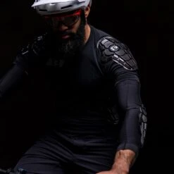 G-Form Youth Pro-X3 Elbow Guards -Les Cycles Shop 6963249 zz yep81110018 2 2