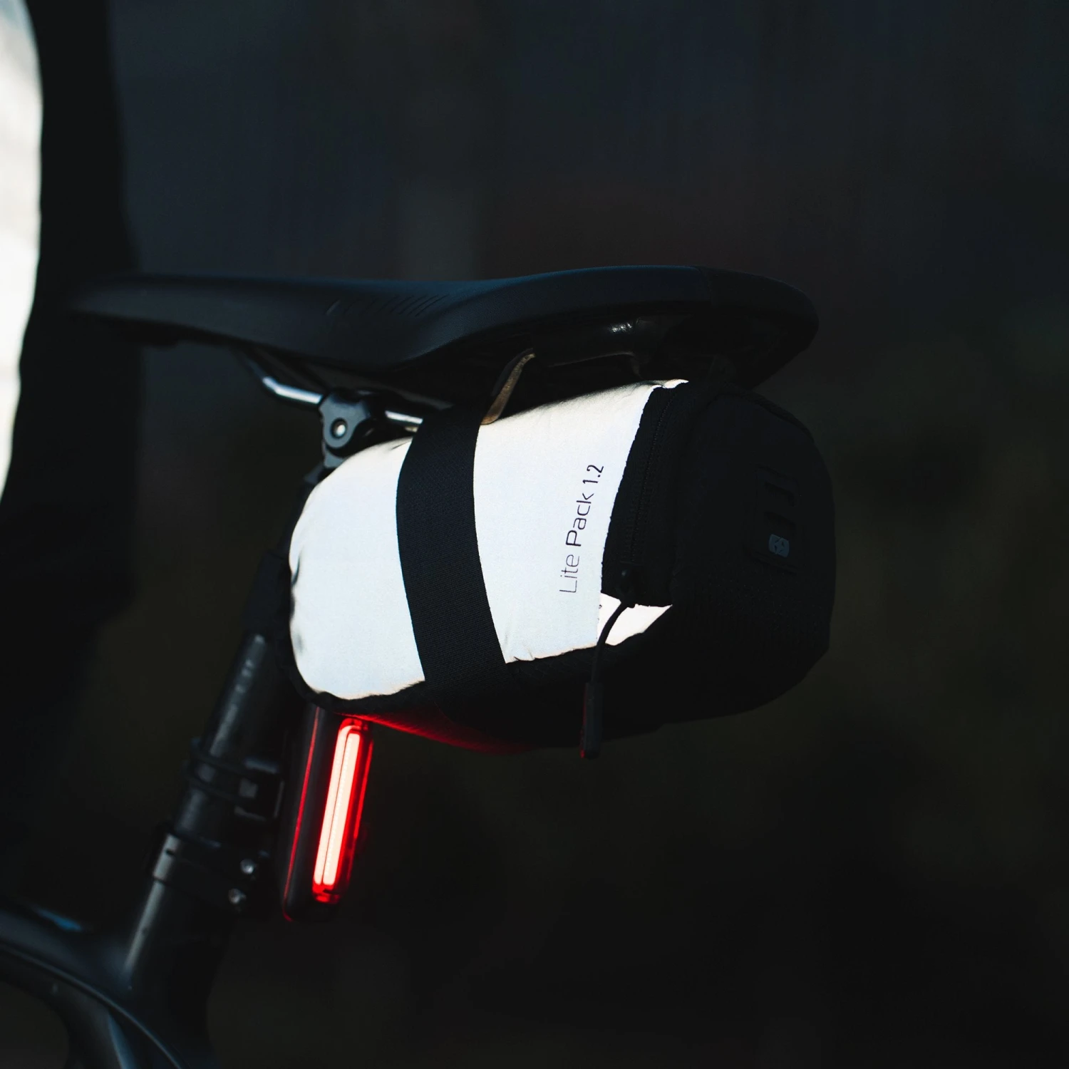 Oxford Lite Pack Under Saddle Bag Various Sizes 4 Oxford Lite Pack Under Saddle Bag Various Sizes - Image 2