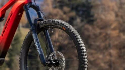 Haibike AllMtn CF 9 Red Carbon 800wh 2025 Electric Mountain Bike -Les Cycles Shop 776f53dfef2436ea91df602e72f87411