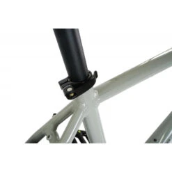 Claud Butler Alpina 1.0 2024 Mountain Bike 17 Claud Butler Alpina 1.0 2024 Mountain Bike -Les Cycles Shop claud butler alpina 1 0 mountain bike 2024 p674 7664 image