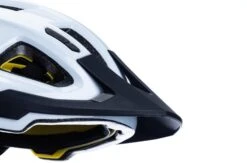 Cube Helmet Fleet Various Colours MIPS -Les Cycles Shop d631165fac6e36cd156fadaf39a14591965742ba 16418 2 2200x2200 7e508174 a0a0 4bad bb6b 94d2644c50ff