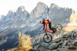 Haibike AllMtn CF 9 Red Carbon 800wh 2025 Electric Mountain Bike -Les Cycles Shop filters quality 80 1