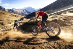 Haibike AllMtn CF 9 Red Carbon 800wh 2025 Electric Mountain Bike -Les Cycles Shop filters quality 80 2