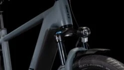 Cube Kathmandu Hybrid One 800wh Shadowgrey 2025 Electric Hybrid Bike 14 Cube Kathmandu Hybrid One 800wh Shadowgrey 2025 Electric Hybrid Bike -Les Cycles Shop synqup 812100 D 05