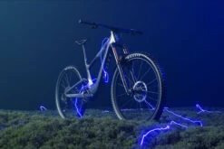 Scott Voltage ERIDE 900 Tuned 2025 FS Electric Mountain Bike -Les Cycles Shop unnamed 85725225 d3ae 4201 83bb 7df6af9ed31f